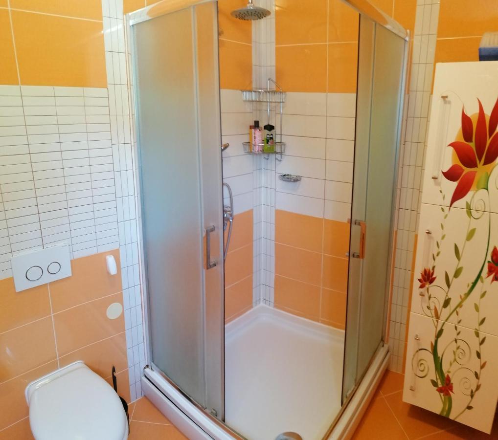 קריקווניצה Apartmani Zafaranic מראה חיצוני תמונה